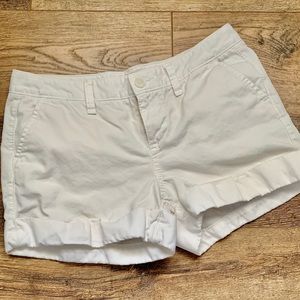 Old Navy White Women's Rolled-Hem Cotton Shorts